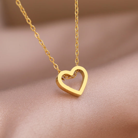 Holly Heart Pendant Necklace